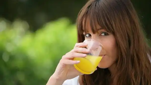 Las bebidas light elevan la obesidad abdominal y la hipertensión