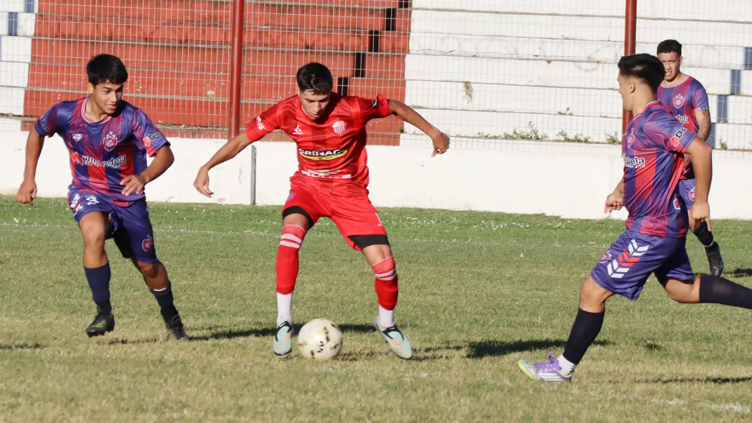 El “Lobo” Libertad empató con San Lorenzo en la Primera “A” del Fútbol