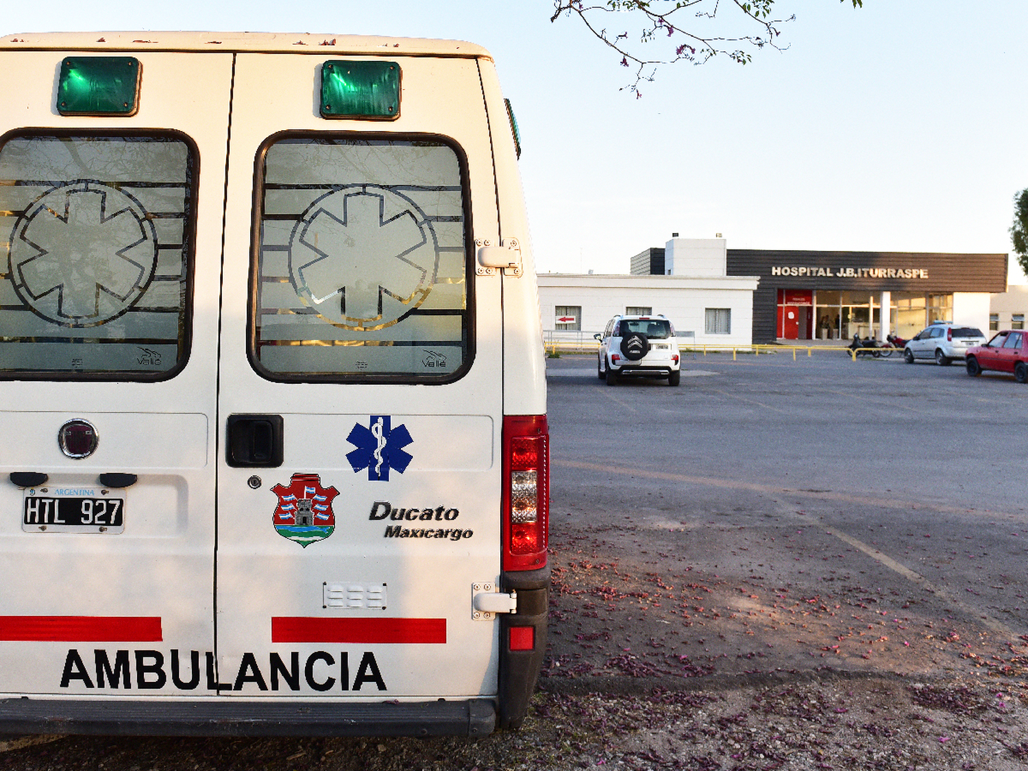 Un choque de motos dejó una mujer gravemente herida