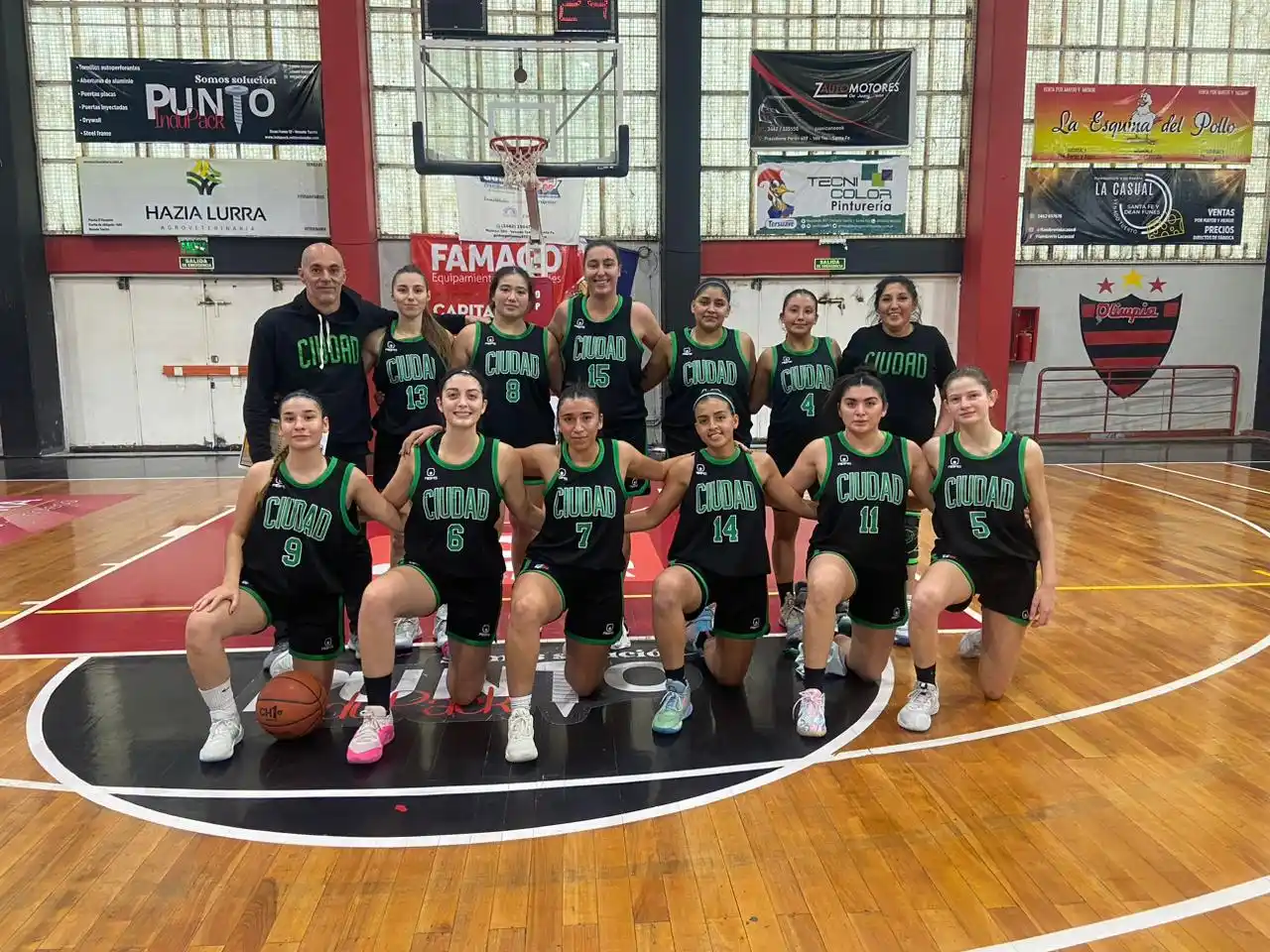 Club Ciudad volvió a ganar y se aleja en lo más alto en Primera División.