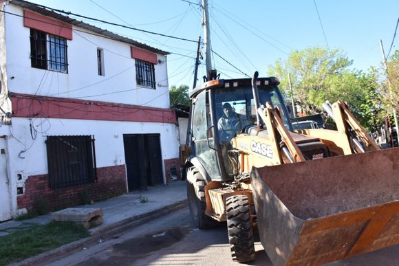Derrumbaron un punto de venta de drogas en San Francisquito