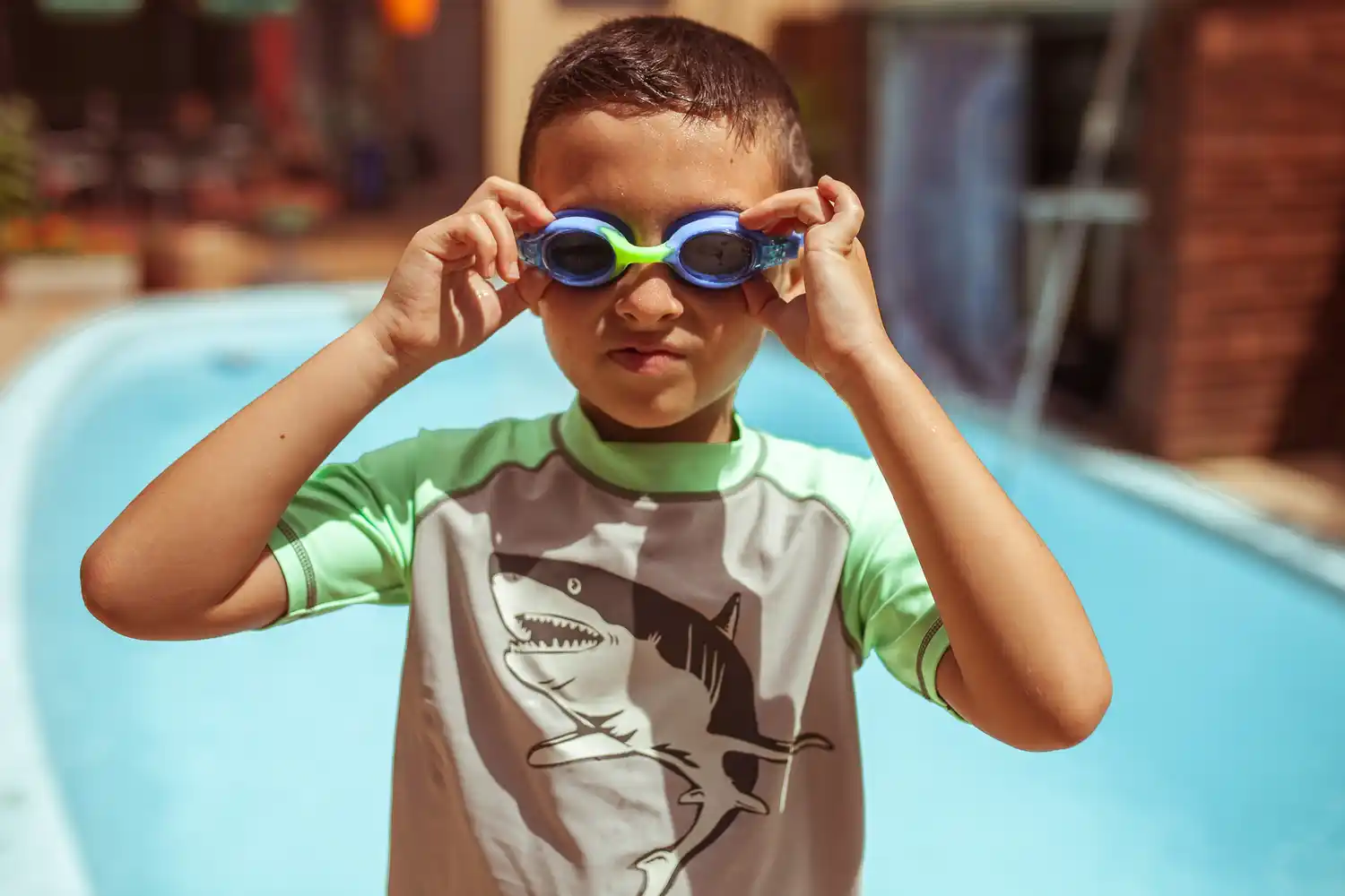 Salud recomienda cuidar a los chicos en temporada de colonias de verano para prevenir infecciones y lesiones