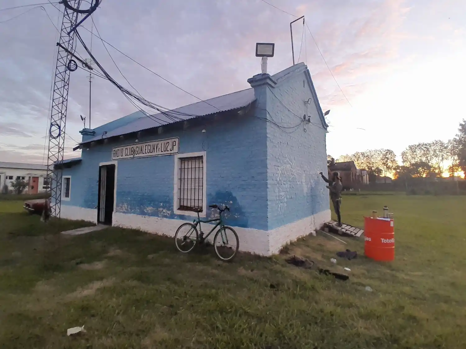 Tres nuevos murales celebran el medioambiente y la identidad cultural