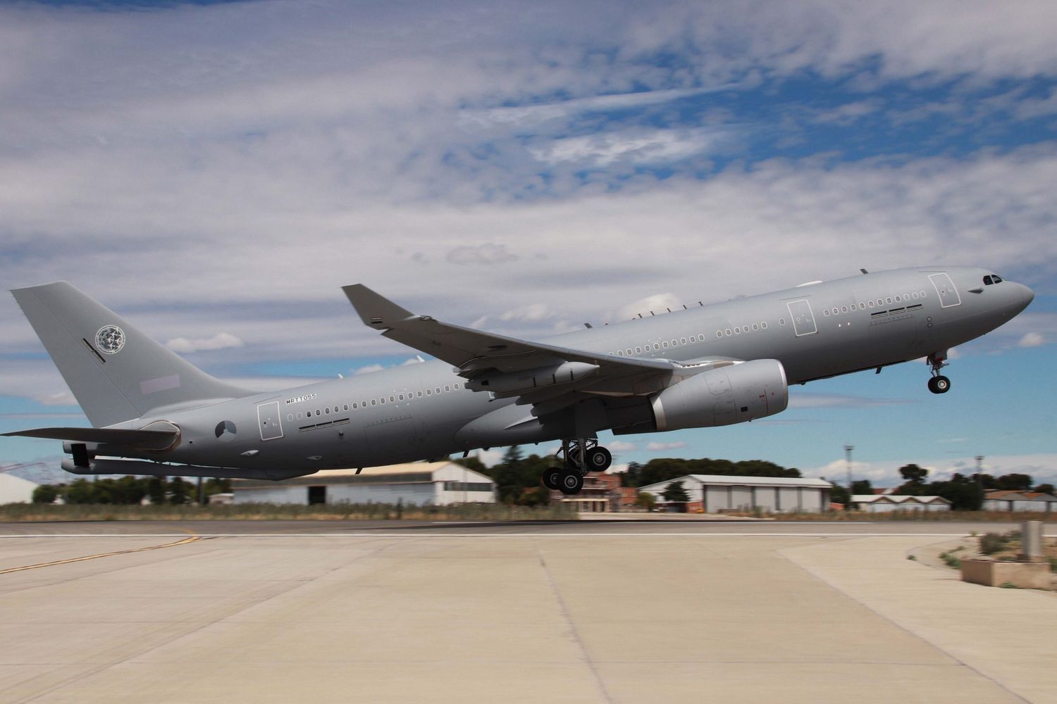 Airbus entregó el primer A330 MRTT a la Flota Multinacional de la OTAN