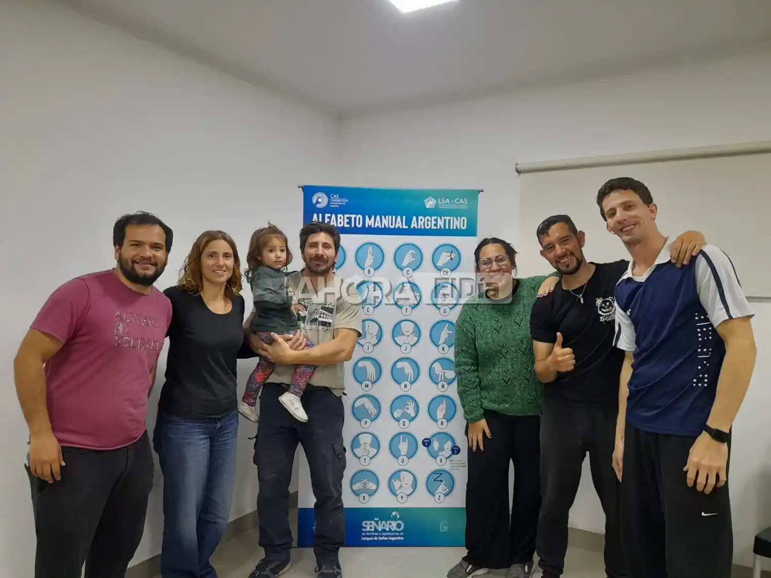 De izquierda a derecha: Marcos Collazo, Antonieta Priolo, Juan Faiad, Milagros Acosta, Facundo Donoso y Leonel Frutos.