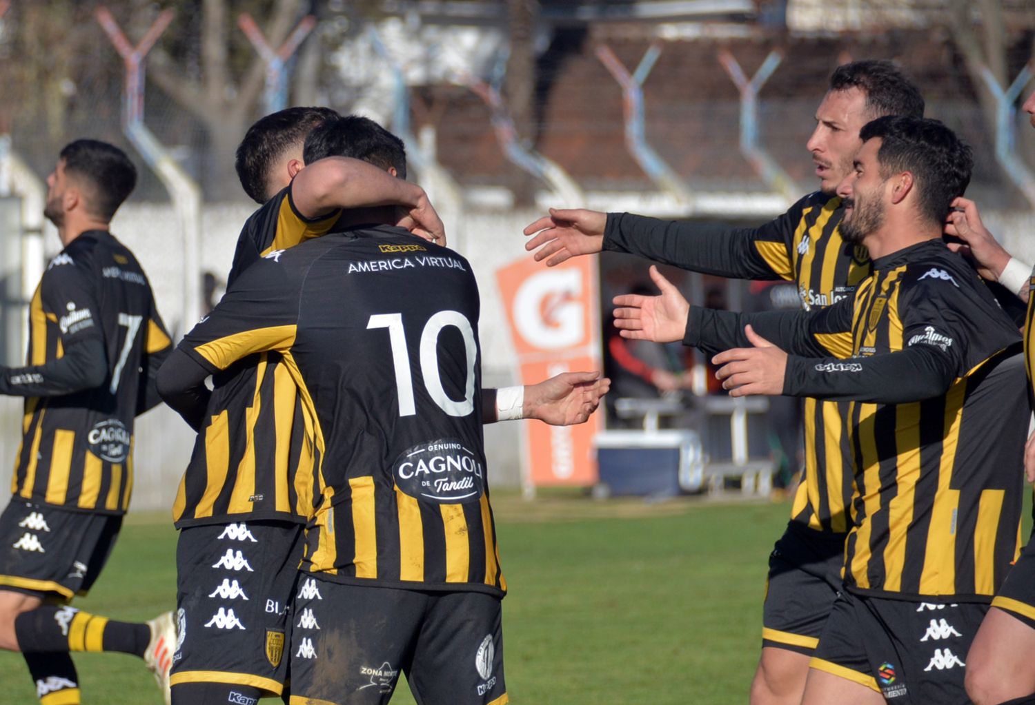 Santamarina le ganó 2 a 1 a Círculo Deportivo en el San Martín