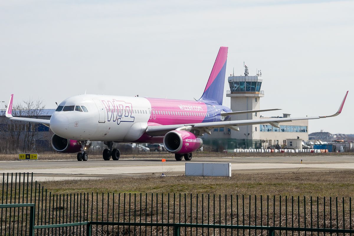 Wizz Air unirá a Varsovia con Bilbao y Valencia