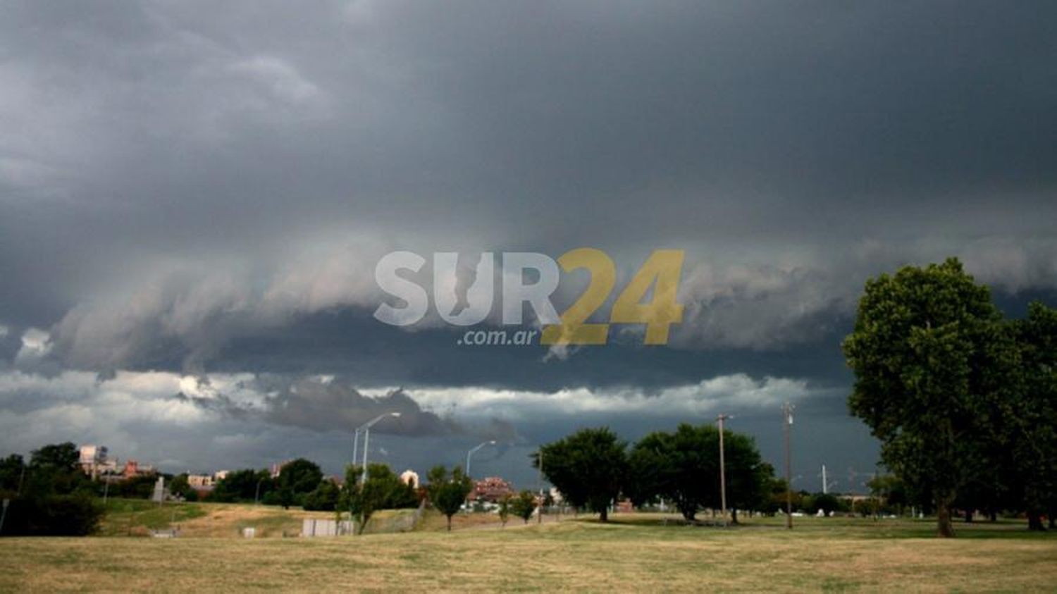 Habrá tormentas fuertes en medio país y General López está bajo “alerta naranja”