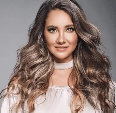 Daniella Álvarez anuncia que su pie derecho, también falla