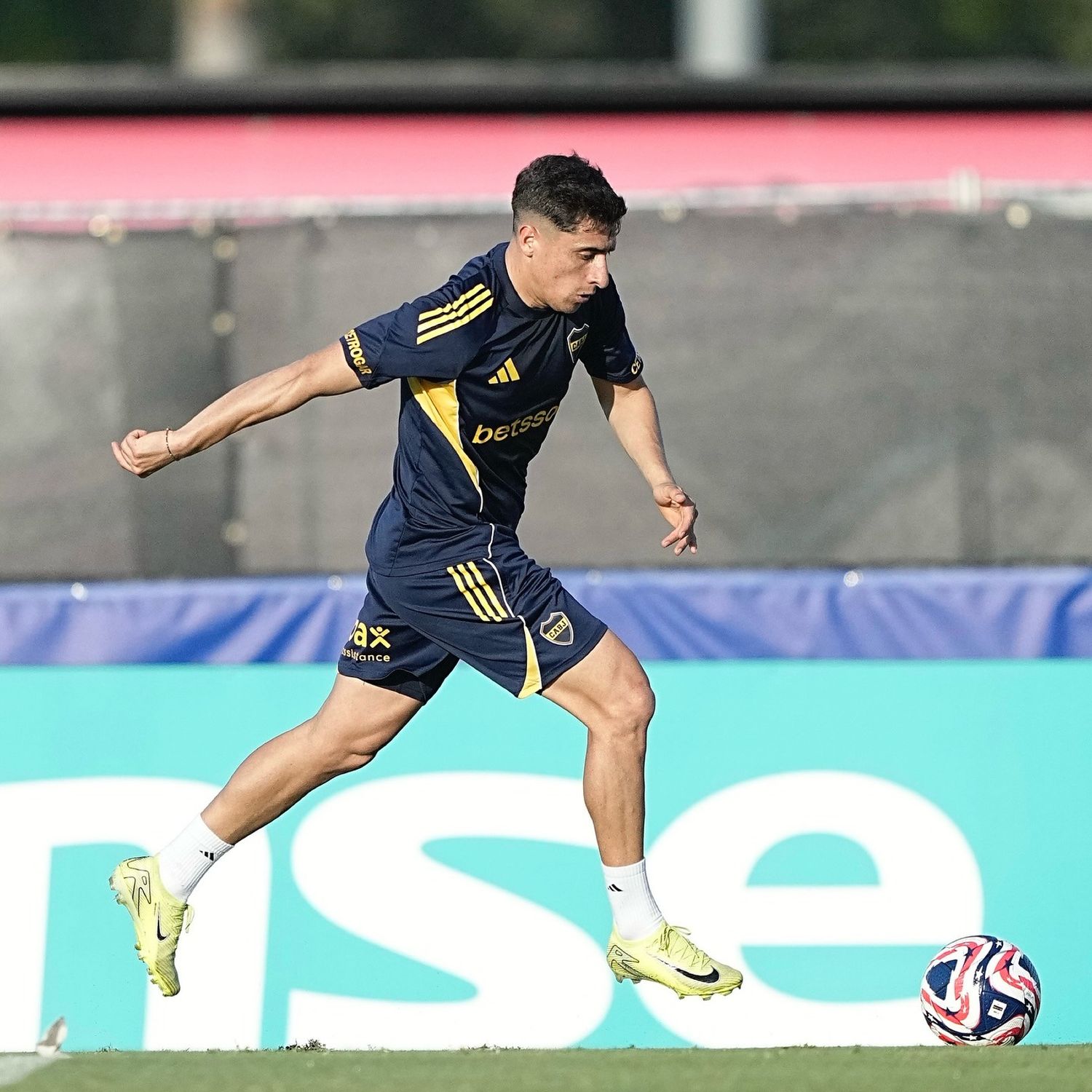 La ilusión de Boca se pone en marcha frente a Benfica