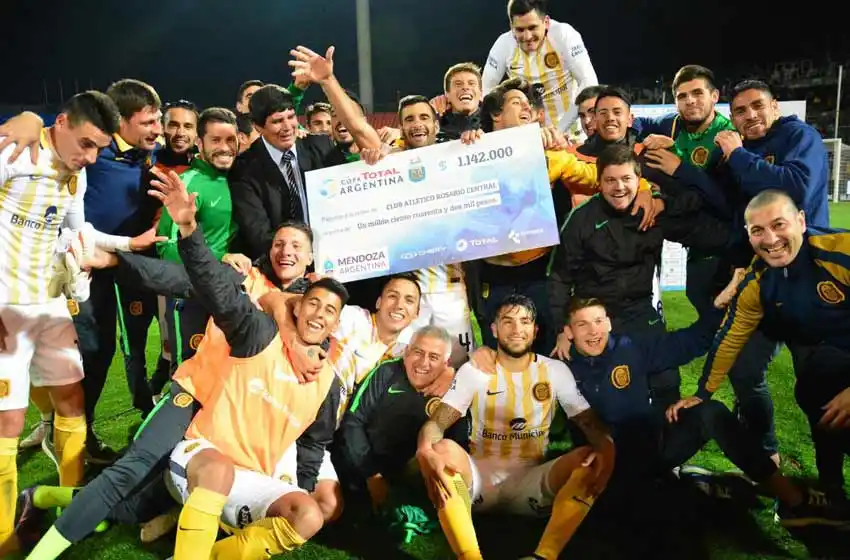 La Copa Argentina, el árbol que tapa el bosque