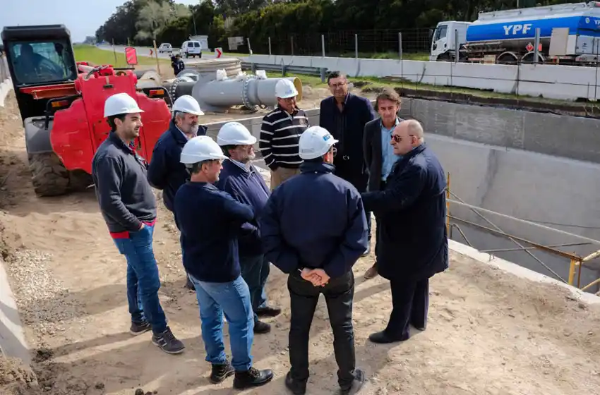 Arroyo supervisó la etapa final la obra del Acueducto Oeste