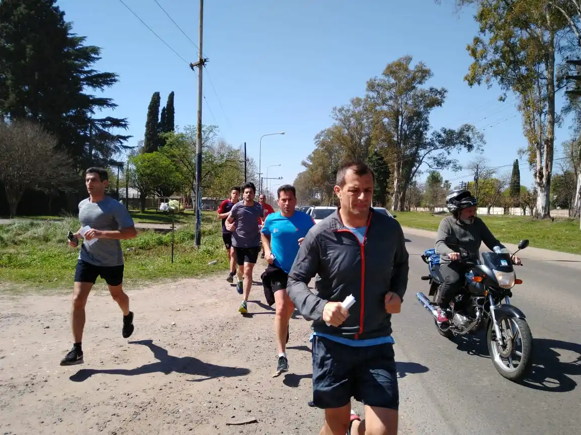 'Bali' Bucca unió en Moreno y General Rodríguez en una maratón por los niños