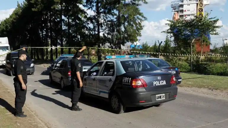 Benedit enfrentaba una dura "crisis financiera"