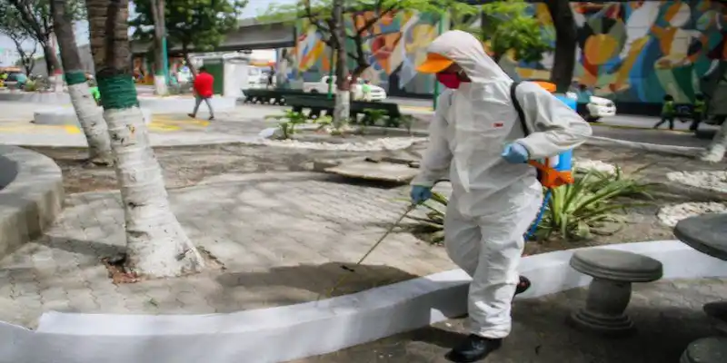 Hola, Maduro: limpiar las calles no detiene transmisión del Coronavirus