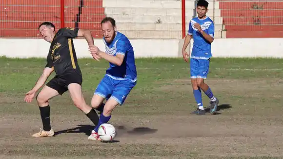 Con el clásico entre Santa María y Colegiales y otros partidos, se completa la sexta del Clausura
