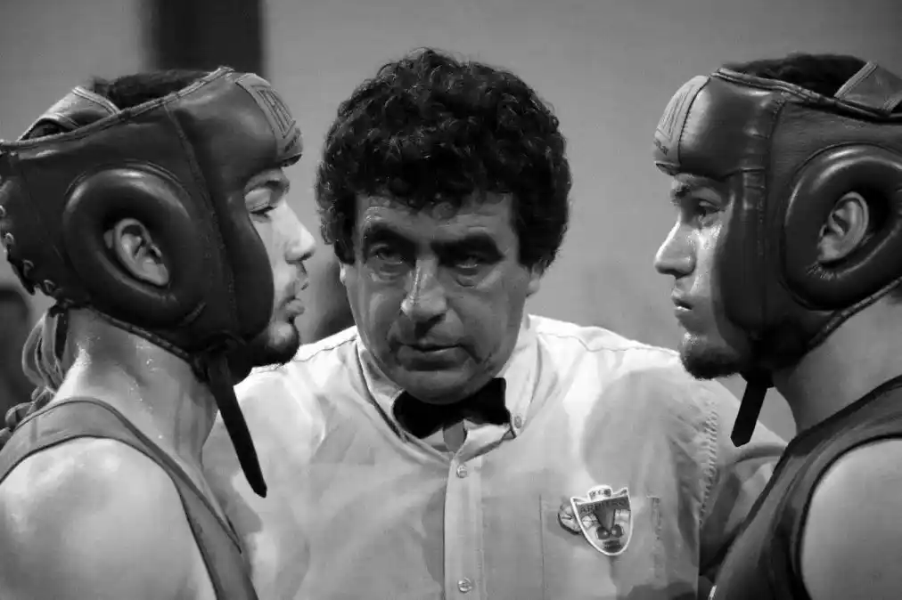 Sellanes frente a Paissé, la primera vez que pelearon en Pueblo Nuevo 