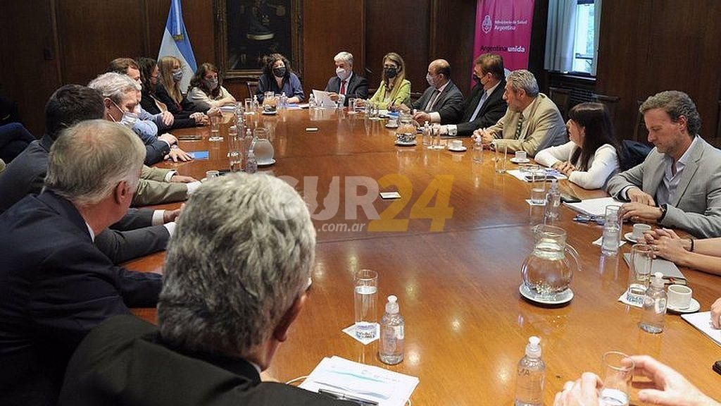 Acuerdo con laboratorios: los precios de los medicamentos se congelarán hasta el 7 de enero