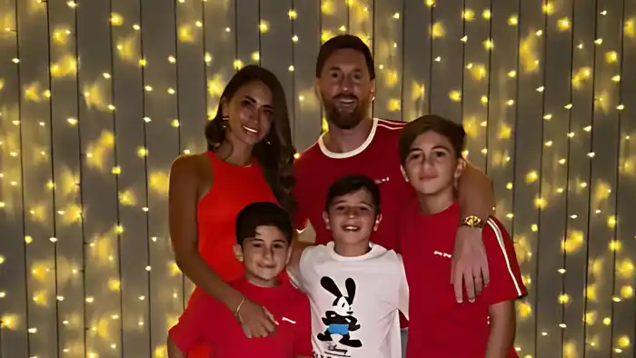 Lionel Messi y Antonela Roccuzzo se mostraron orgullosos de sus hijos