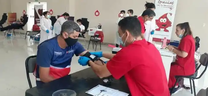 Se concretó un nuevo aporte de sangre de más de 20 donantes de la Iglesia Universal