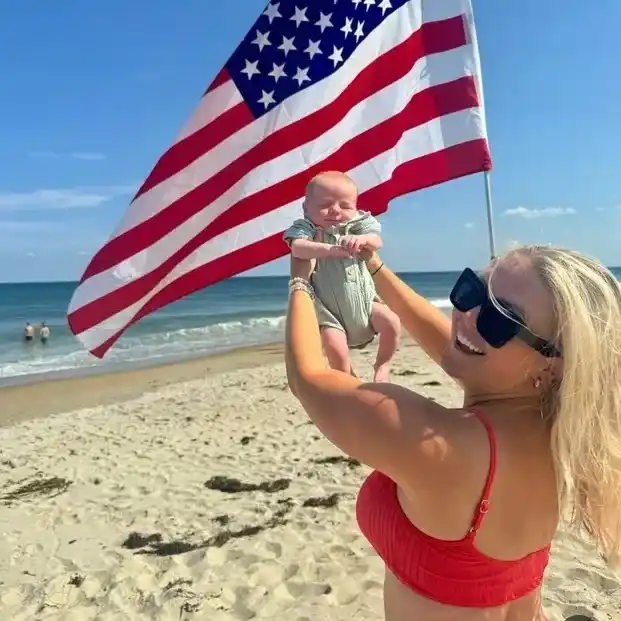 Karoline Leavitt secretaria de prensa