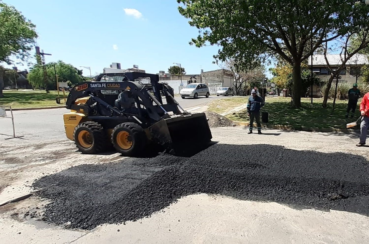 Trabajos de fumigación, iluminación y bacheo previstos para este martes