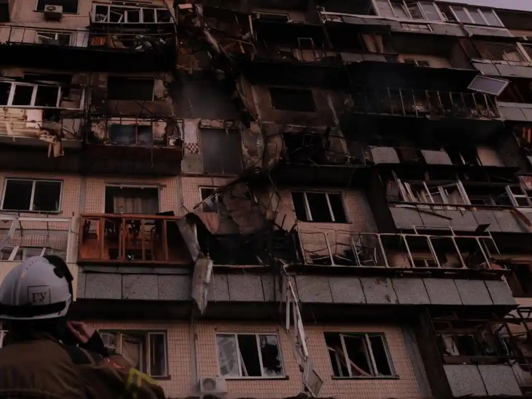 Parte de los daños ocasionados por el ataque ruso en Ucrania. (Foto y video: X/@ZelenskyyUa)