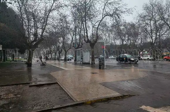 Lluvia, viento y frío: el jueves, un calco del miércoles