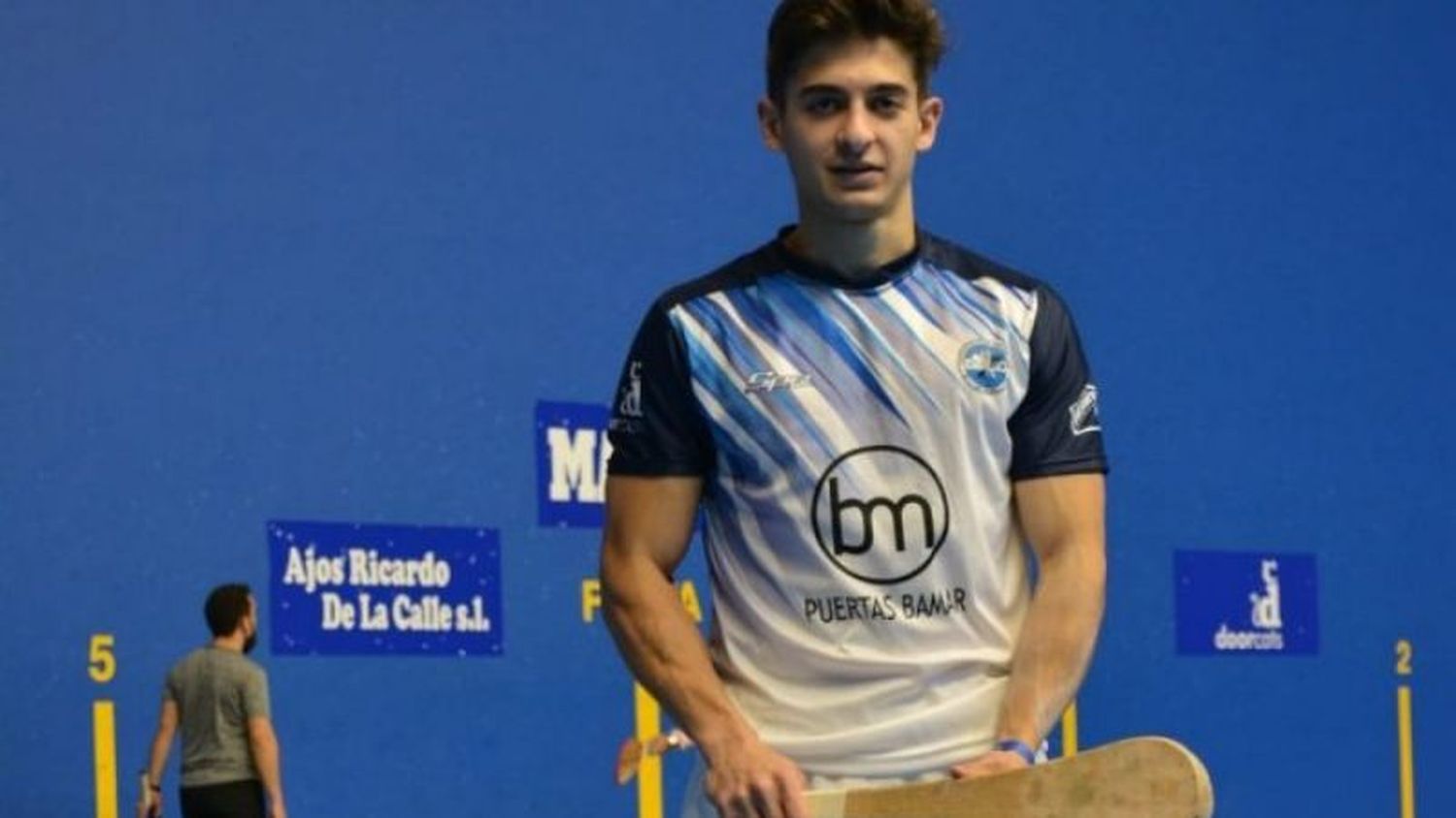 El maipucino Tomás Molteno  en el campeonato Argentino Sub-22, en el Club Pelota Gualeguay 