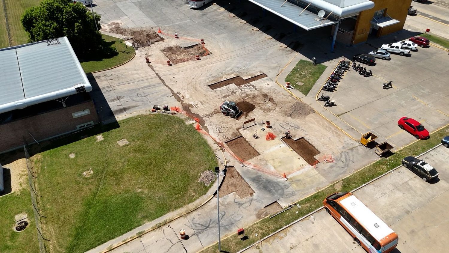 Avanza a buen ritmo la obra de reparación de la Terminal de Ómnibus