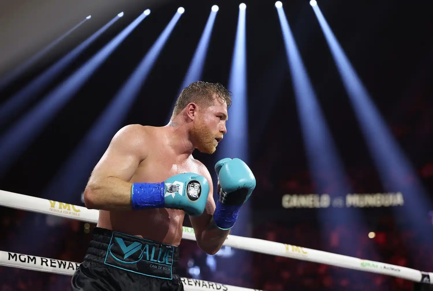 El desgaste físico y la falta de motivación habrían llevado a Canelo Álvarez a considerar el retiro del boxeo profesional/ Britannica