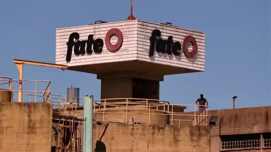 Trabajadores de FATE denunciaron que la planta sigue cerrada pese a la conciliación