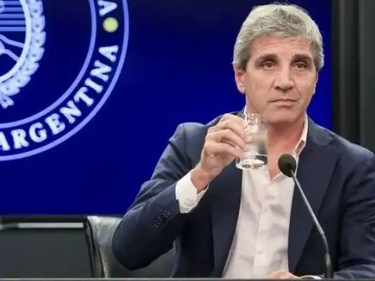 Otra marcha atrás: Caputo anunció que no se cambiará
la medición del IPC y explicó por qué renunció Lavagna