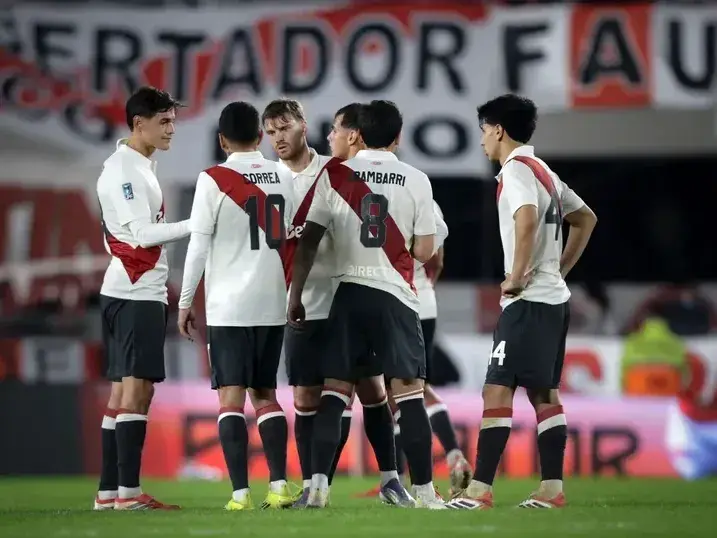En medio de las dudas, River se juega más que tres puntos en La Plata. Foto: Fotobaires