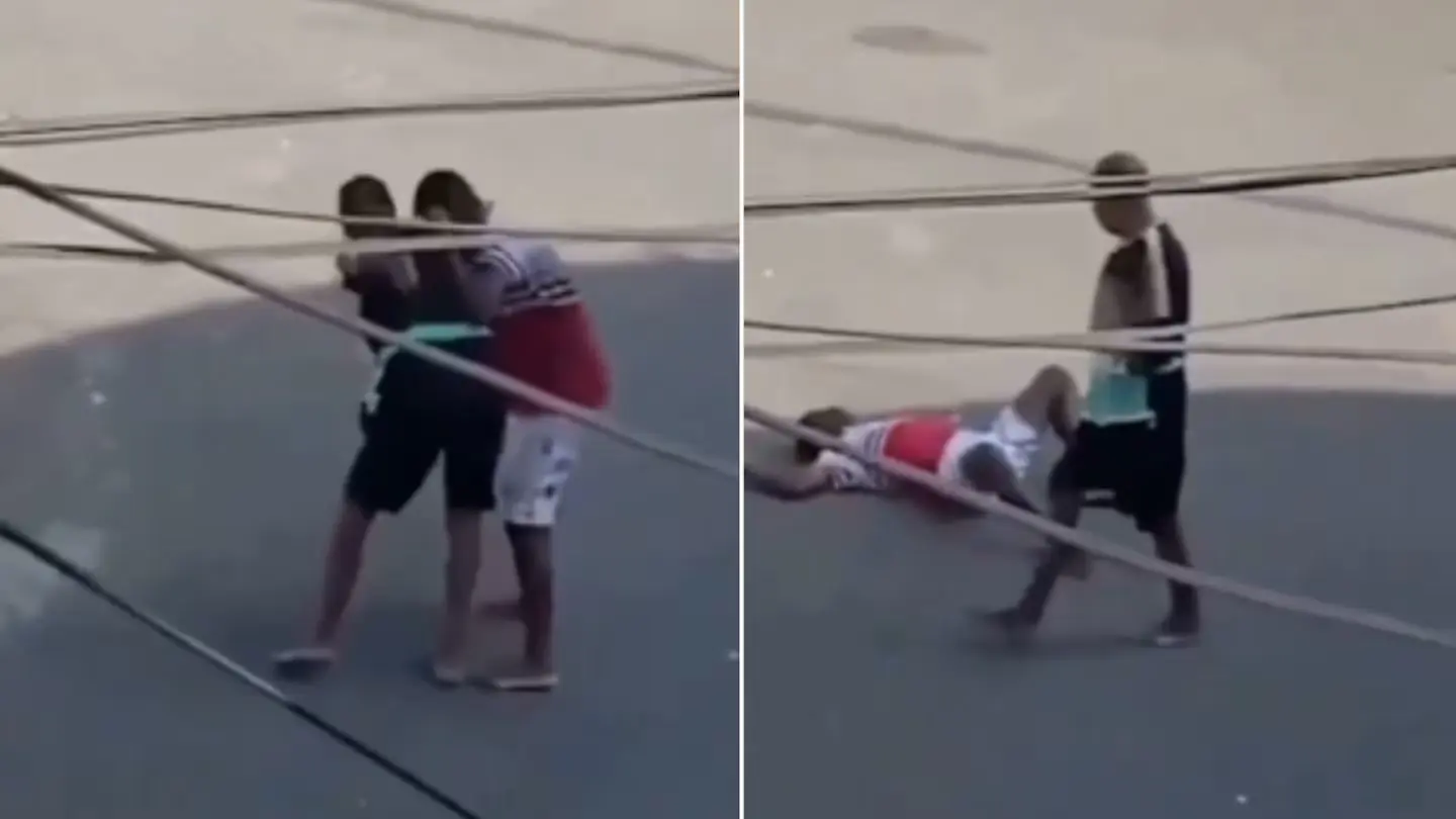 Increíble pelea callejera: un joven desafió a un vendedor ambulante sin brazos y terminó noqueado