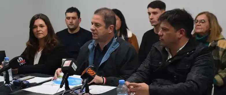 Cristian Treppo y equipo presentó sus “Herramientas de campaña”