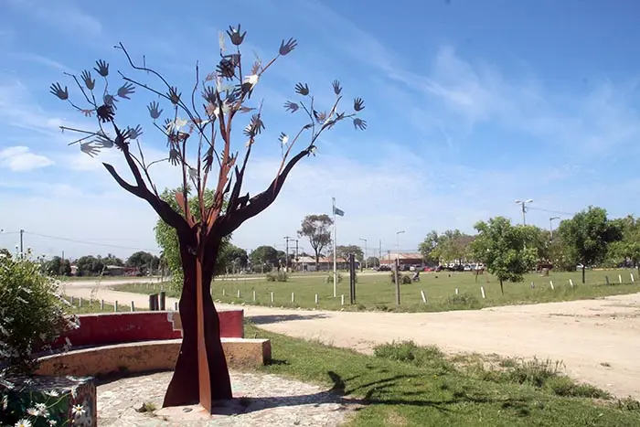 Forestación y huerta en el Barrio Terminal