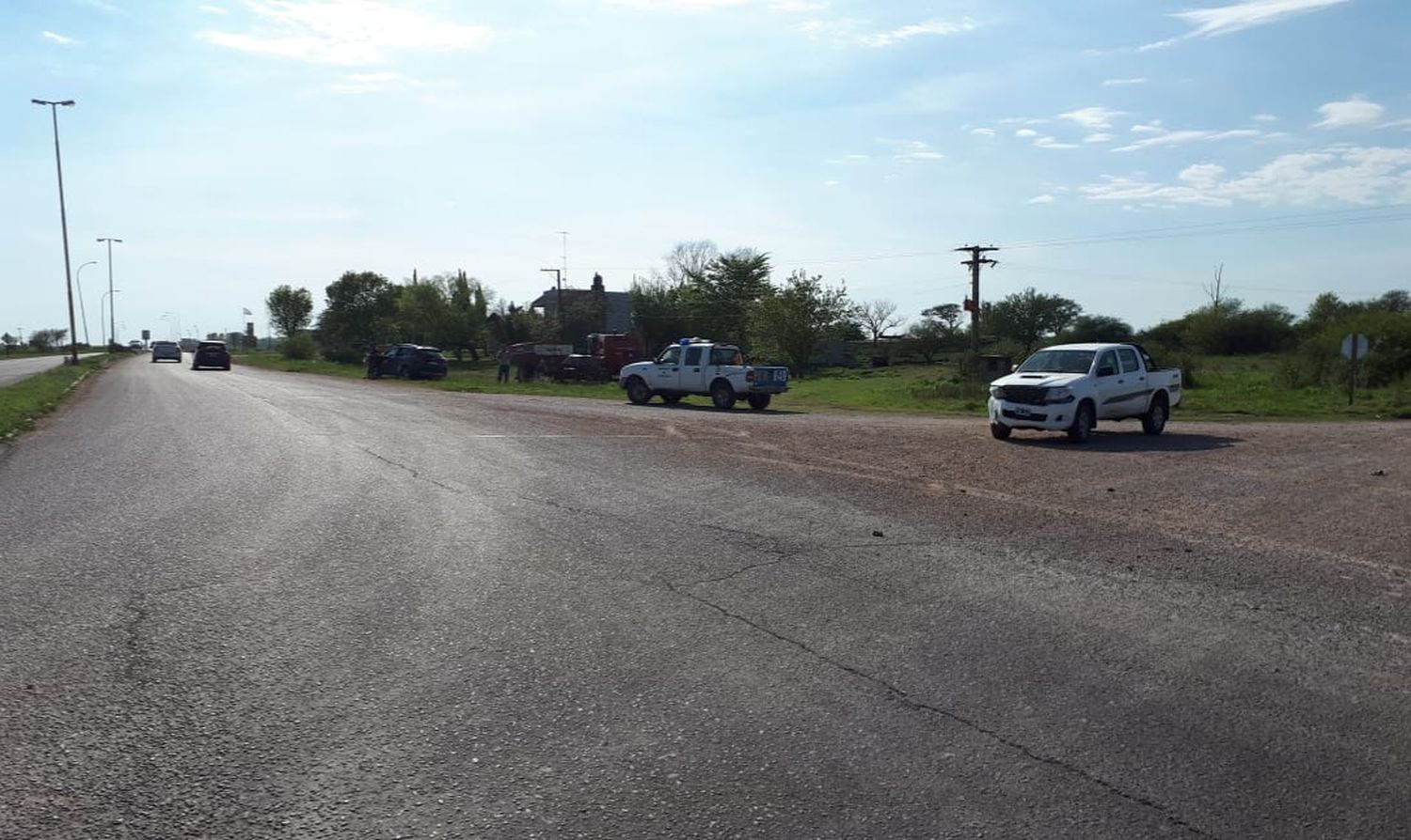 Chocaron dos vehículos en el acceso a Viale