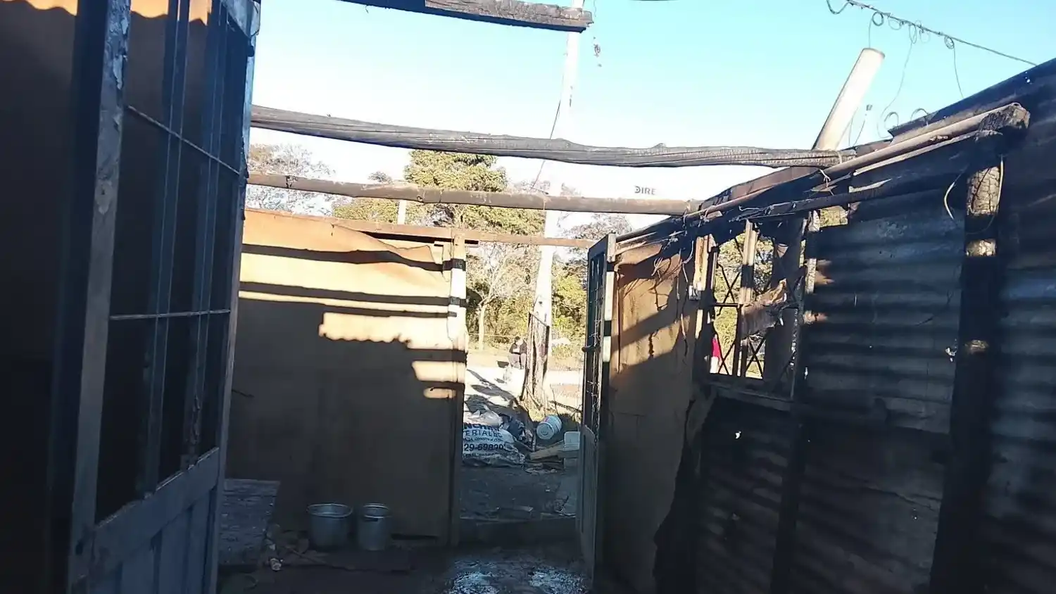 incendio en vivienda precaria en callejón de coronato