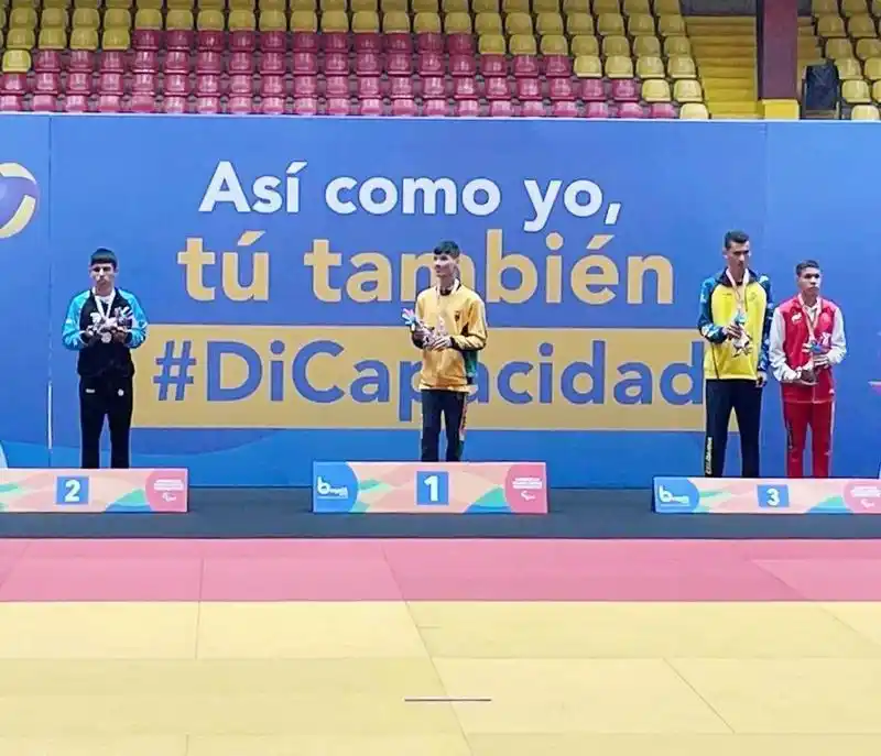 Salvador Quintana obtuvo
la medalla de plata en judo