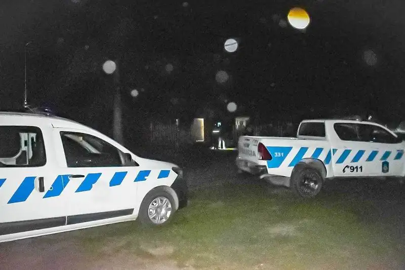 Un hombre le disparó a su pareja con una 
escopeta y luego se suicidó en Palma Sola