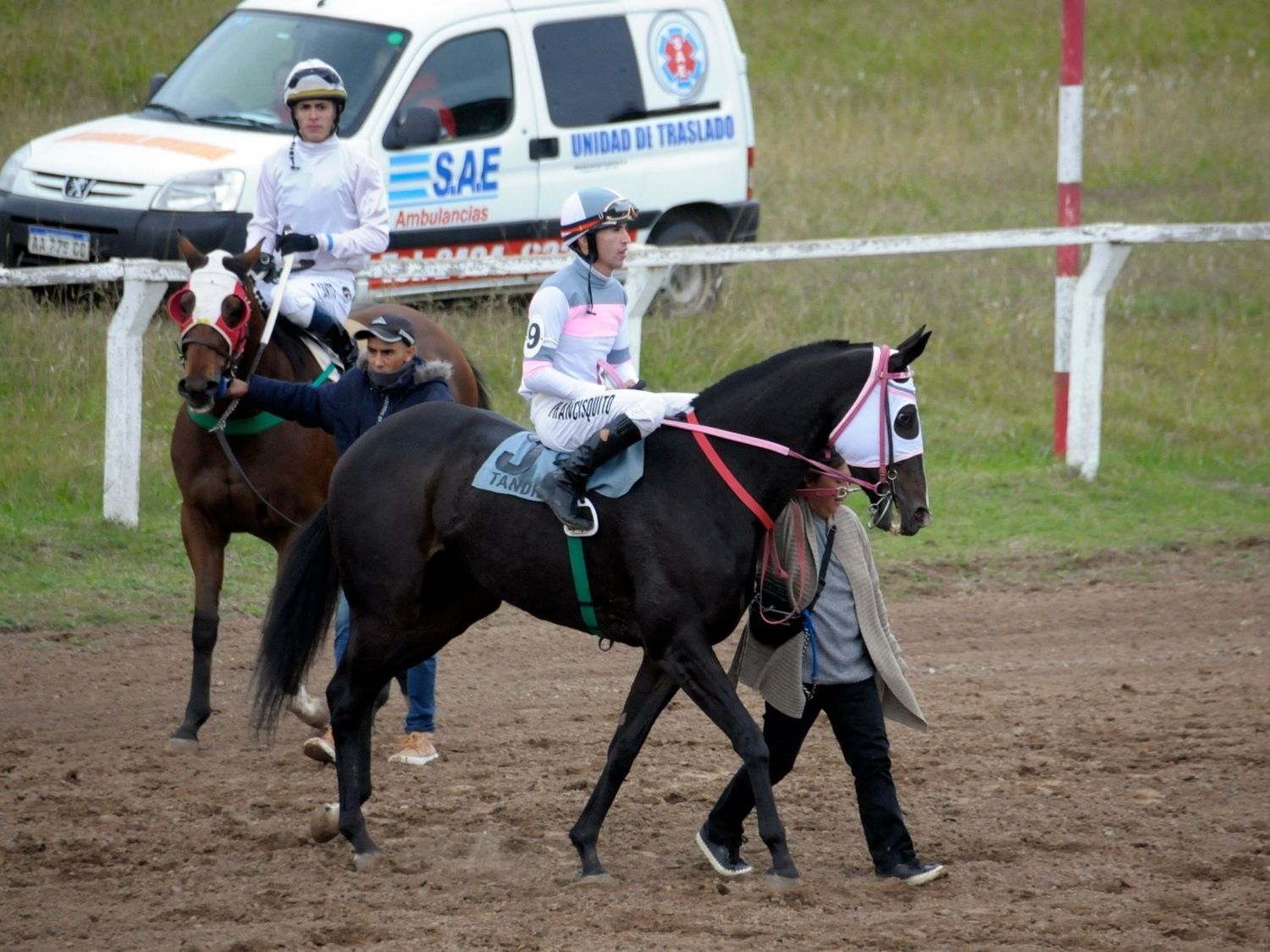 La actividad del Hipódromo de Tandil, afectado por la falta de los fondos provinciales.