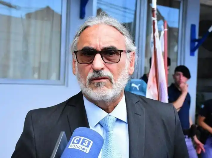 Basterra y Aráoz denunciaron “burdas mentiras” 
de la oposición contra la educación formoseña