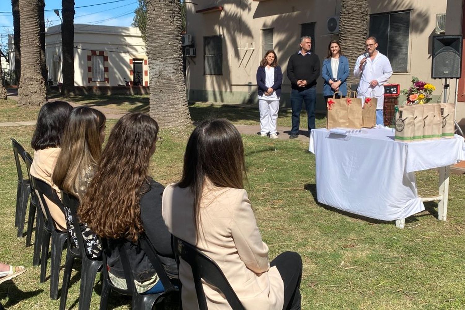 En un emotivo acto, el Hospital Dr. Jaime Ferré Rafaela celebró el egreso de Médicos Residentes y Concurrentes