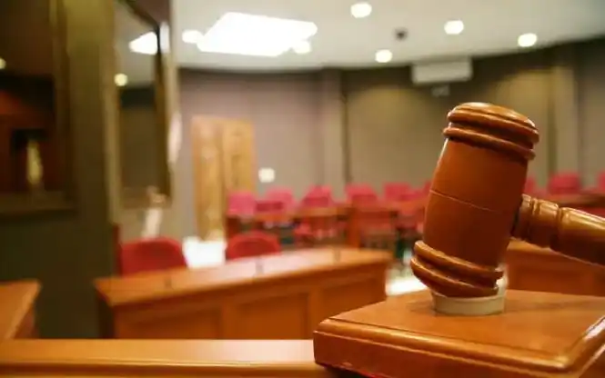 Buscarán que haya procesos judiciales abreviados para resolver conflictos vecinales y reclamos de consumo