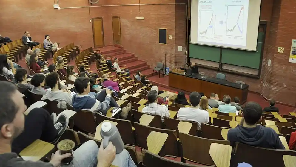 Una de las clases en la UBA