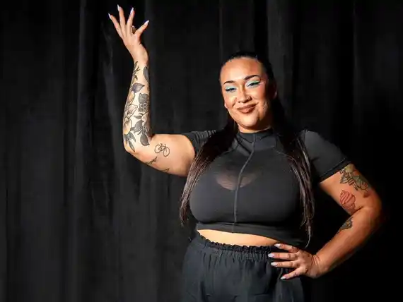 Evelyn Botto confirmó su relación con Fede Bal en pleno streaming