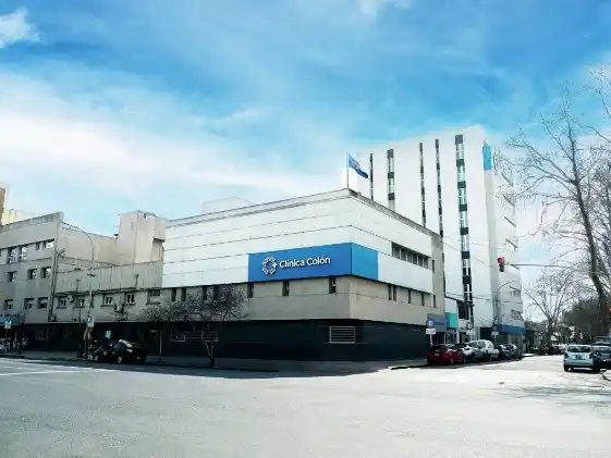 Se estima que anualmente se diagnostican más de 10,000 nuevos casos.
