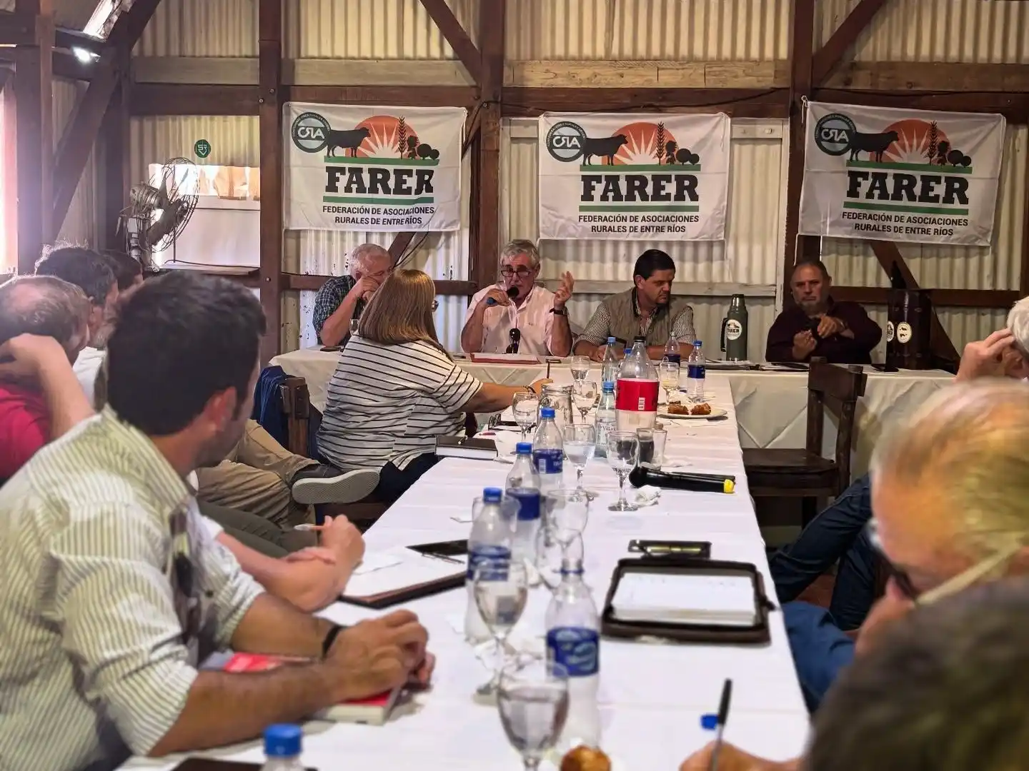 FARER se reúne con Senasa y Producción Ganadera en Villaguay