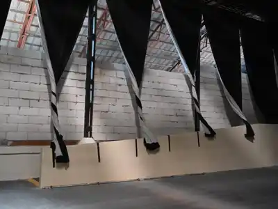 Continúan con la puesta en valor del Teatro del Puerto